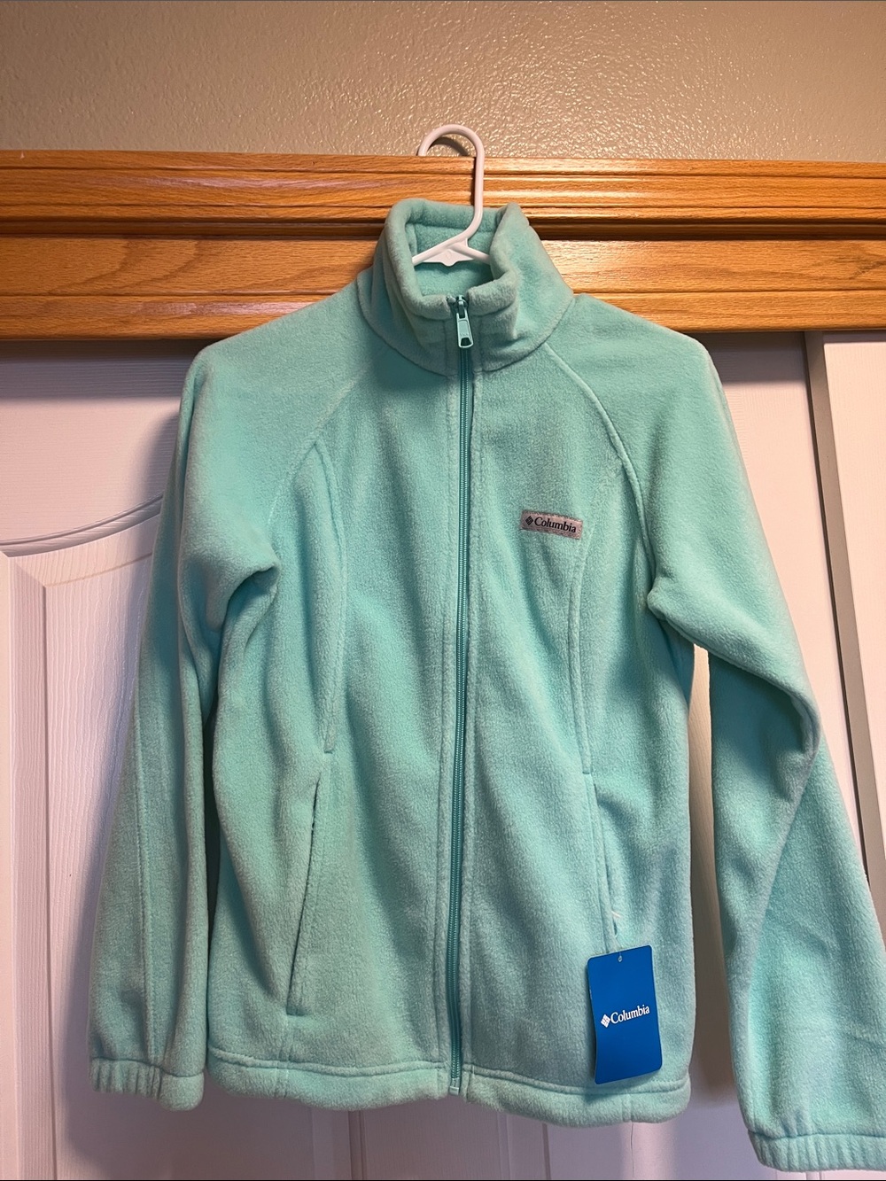 Columbia Women’s Mint Green Fleece Jacket - Full Zip